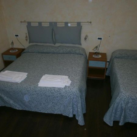 Albergo Vecchio Pavone Borgaro Torinese Buitenkant foto
