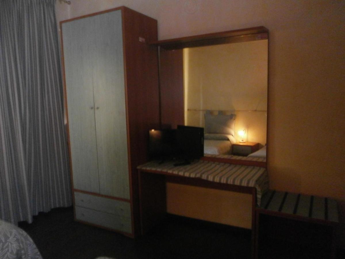 Albergo Vecchio Pavone Borgaro Torinese Buitenkant foto
